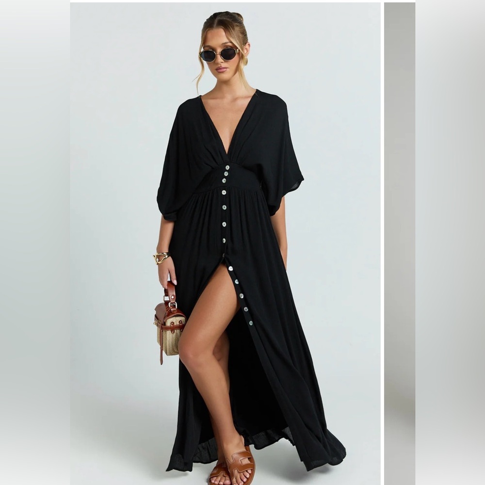 NWT - Showpo Sitting Pretty Maxi Dress Size 8